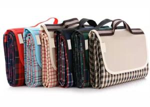 China Striped / Plaid Beach Picnic Mat Soft Breathable For Family Party factory
