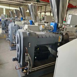 China Low Noise Twin Screw Extruder Plastic Pipe Moulding Machine 1 Year Warranty factory