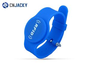 China 13.56MHz RFID Silicone Wristband For Access Control factory