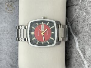 China Business Quartz Design Wrist Classic Waterproof Watch for Men and Women Custom factory