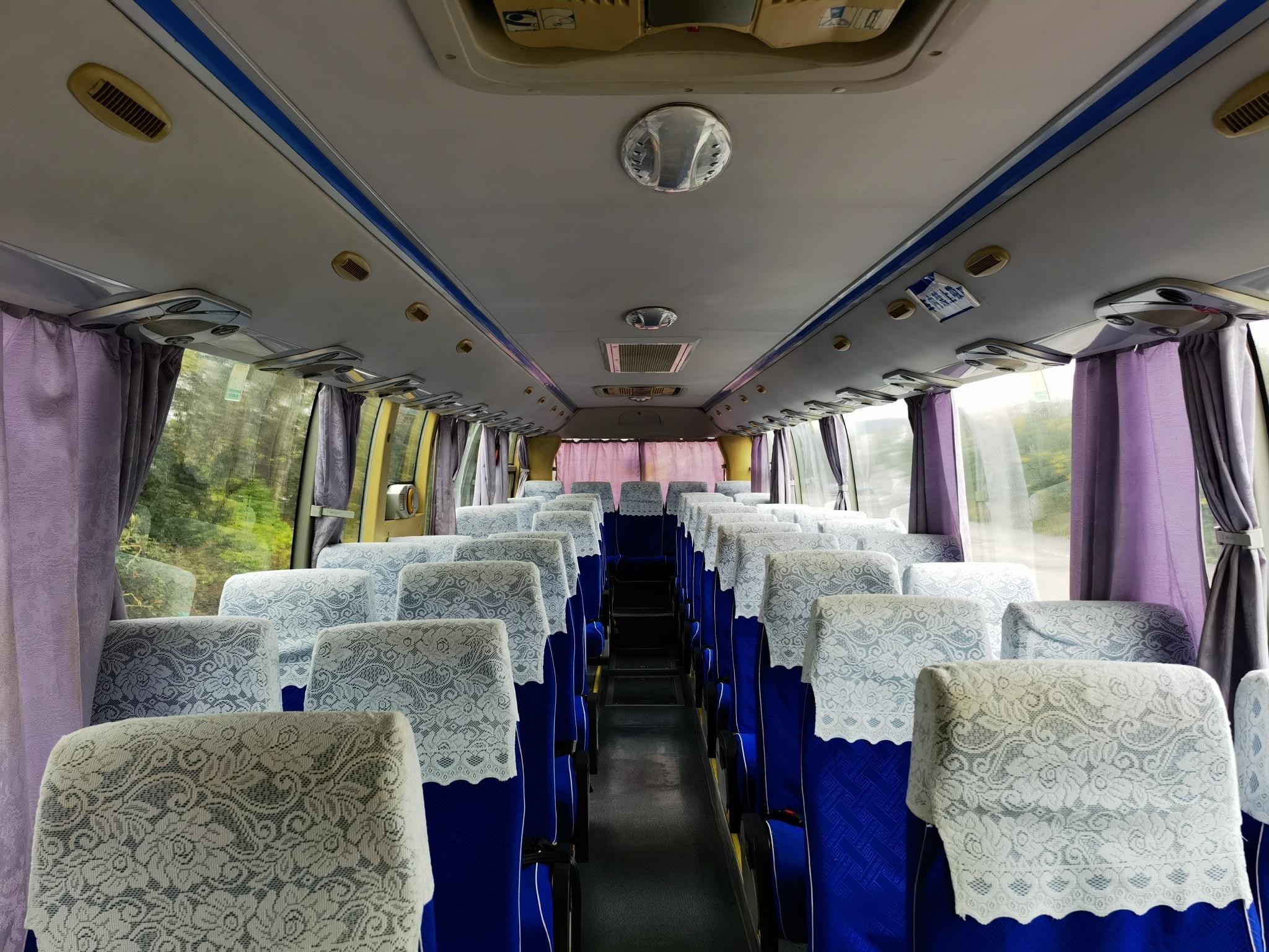 Yutong Second Hand Bus ZK6107HB Middle Door Yuchai Engine Refit Into EURO IV Emission
