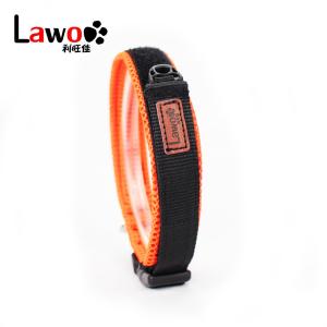 China Nylon Webbing Adjustable Dog Collar / New Design Reflective Dog Collars factory
