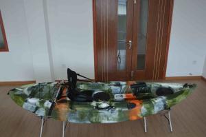 China No Inflatable Electric Powered Kayak , Hobie Electric Kayak Large Operating Space factory