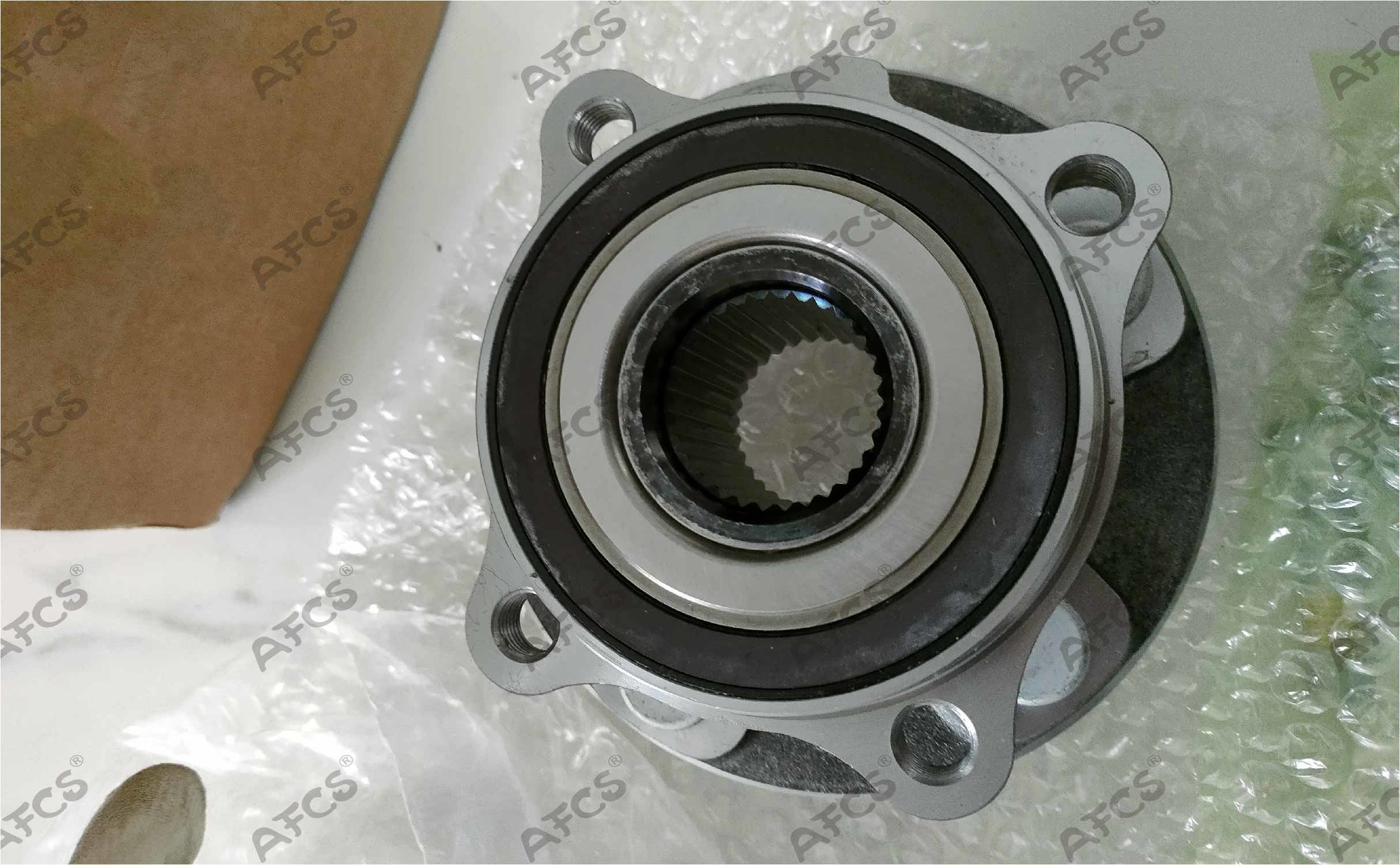 LR122586 LR137488 LR090515 Wheel Hub Bearing For Range Rover Velar L560 2015-