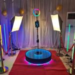 Adjustable LED 360 Photo Booth Glass Platform Selfie Rotating Photo Booth