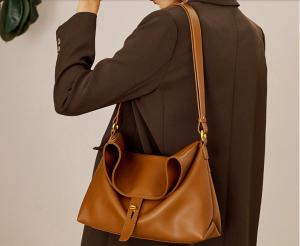 China 31cm Womens Leather Bag Fake Real Leather Hasp Closure factory