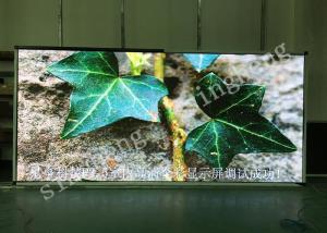 China IP30 Grade Indoor LED Advertising Screen P2.5 SMD2121 Black LED Component factory