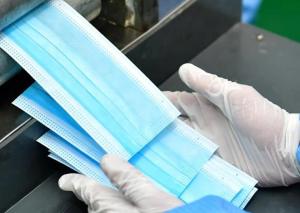 China Kids Disposable Earloop Face Mask Excellent Bacterial Filtration Properties factory