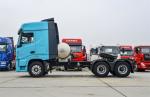 Diesel Engine 6x4 Dump Truck With 6 Cylinders Blue Trailer Head Truck