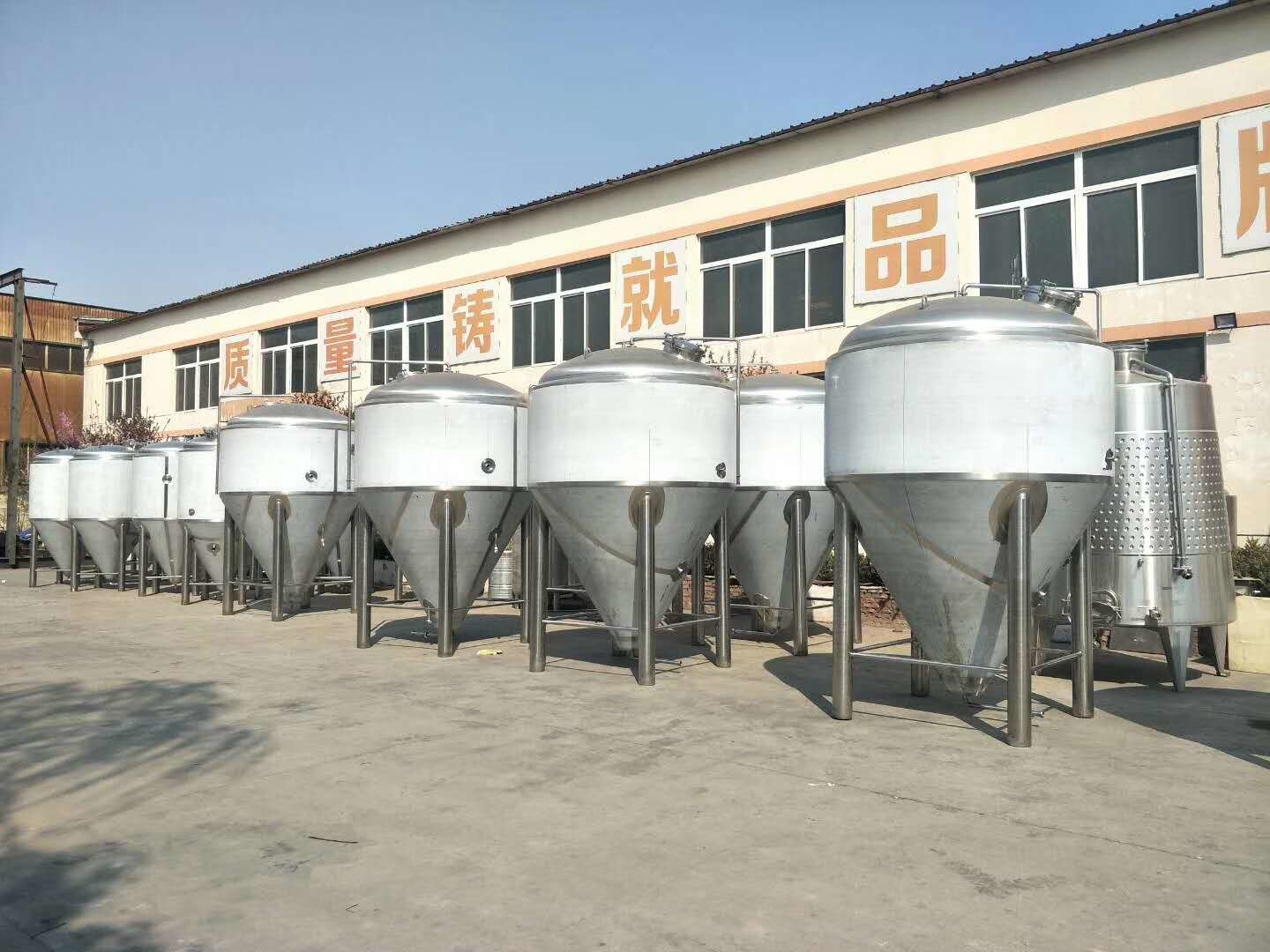 Silver Color 80KW 380V 500L Micro Beer Brewing System
