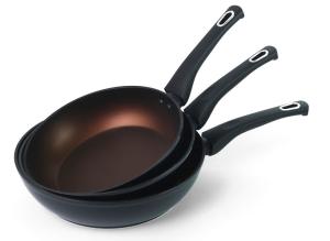 China 20cm Non Stick Coating Sgs 2.3mm Cooking Utensils Set factory