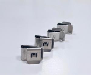 China 304 Stainless Steel 90 Degree Solar Photovoltaic Cable Clamp Module Clamp factory