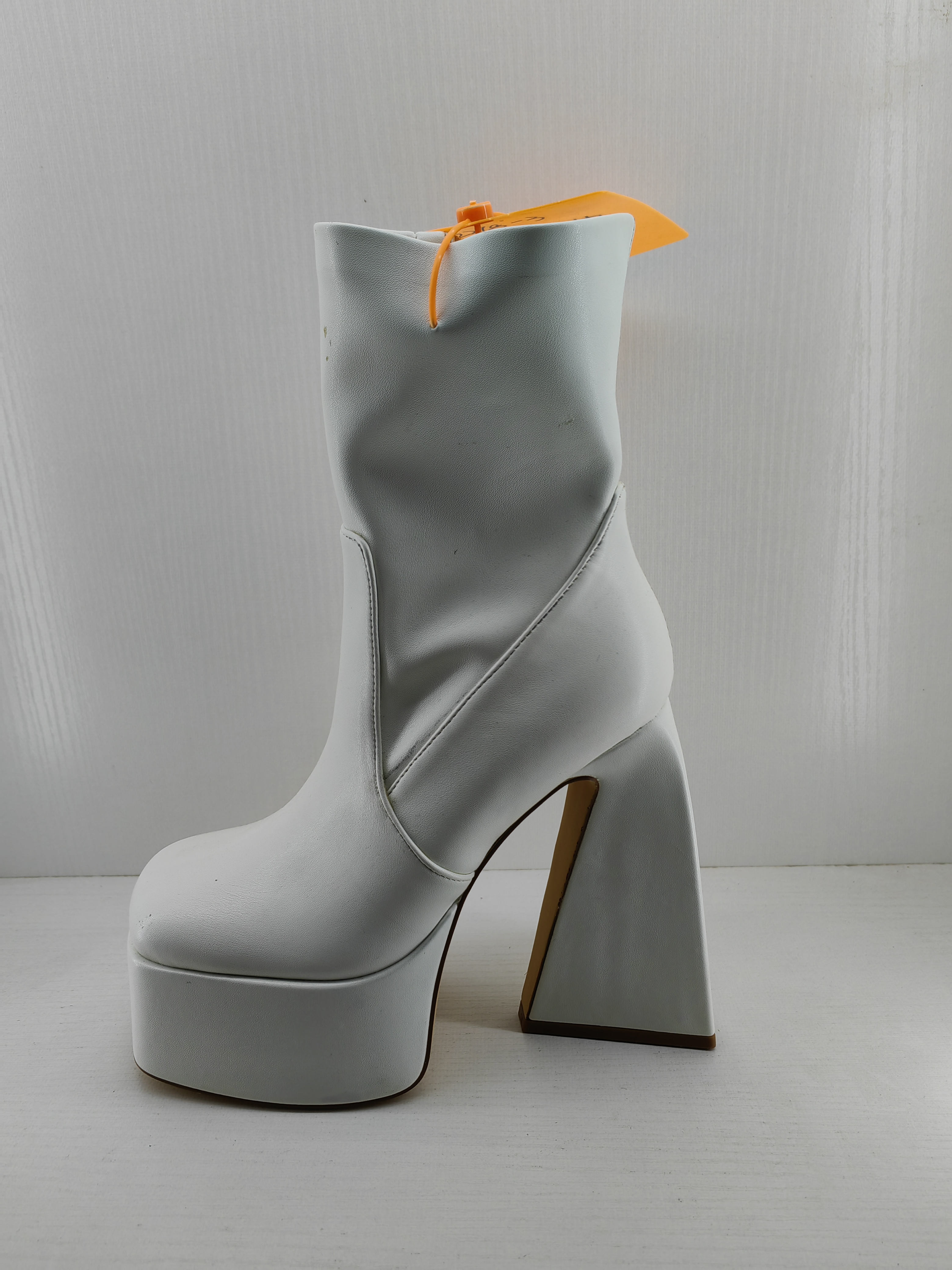 Stylish Style Women S High Boots With Pull On Closure For Autumn Winter