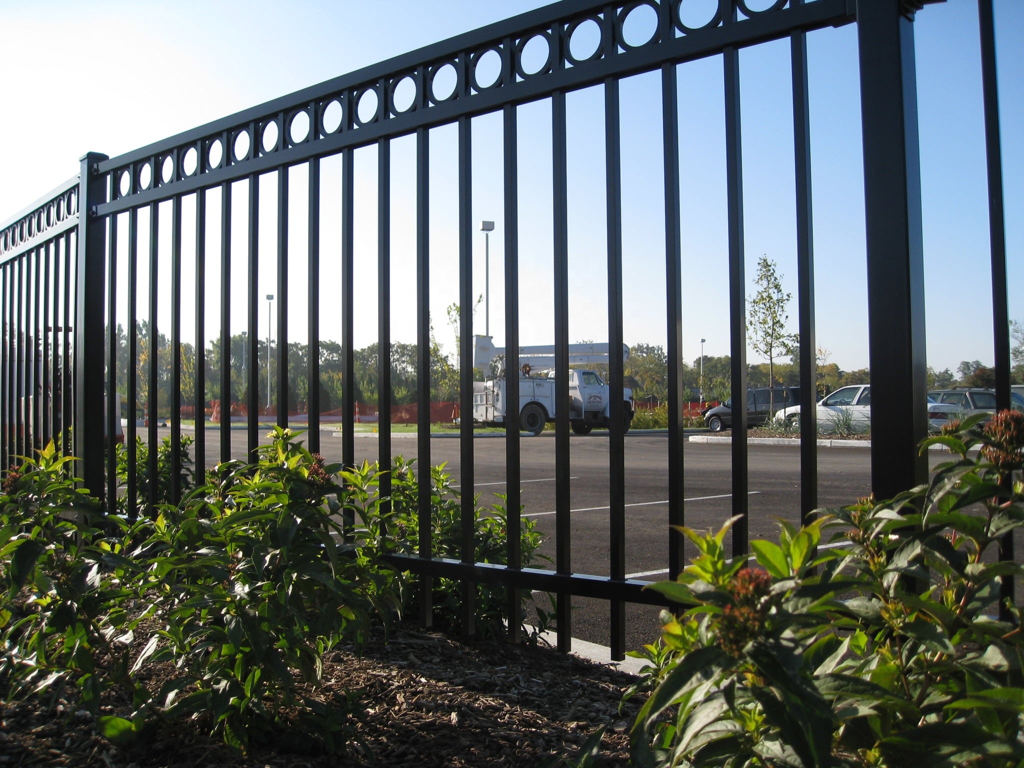 Powder Coated 1.2m Metal Picket Fence Spear Top Design