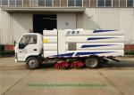 Outdoor Vacuum Isuzu Road Sweeper Truck / Urban Street Road Cleaning Vehicle