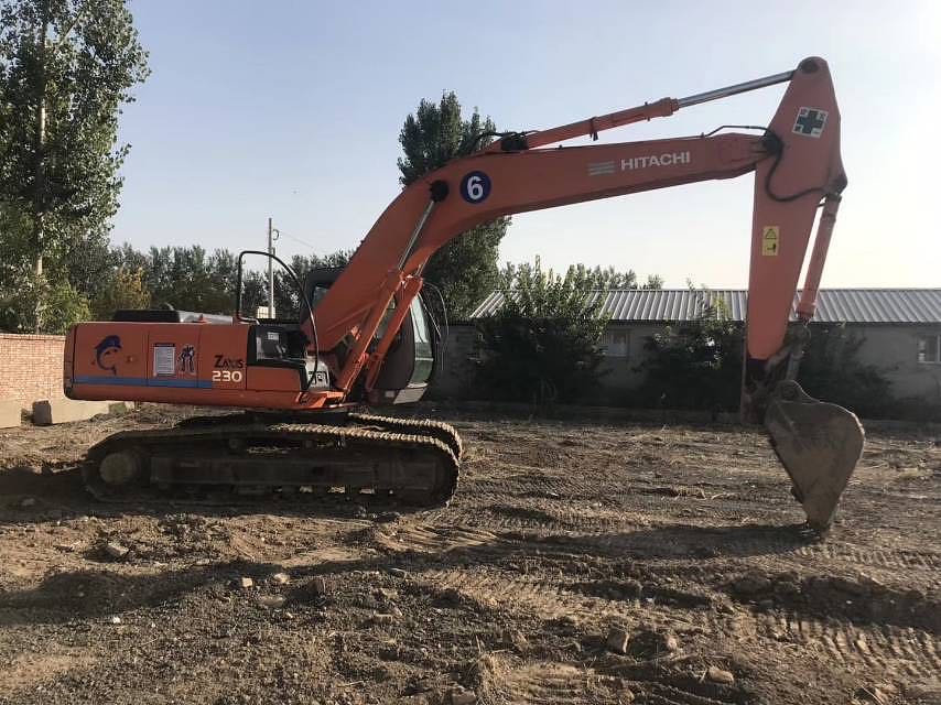 Hitachi hot sale Original Made Used Hitachi 230 Good Condition Excavator Zx230 Second hand machine