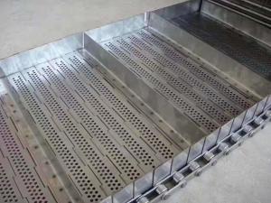 China Perforated Plate Conveyor Belt High Carbon Steel Protection Baffles Width 300-2000mm factory