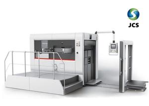 China Corrugated Box Flat Bed Die Cutting Machine With Vacuum Suction Feeder factory