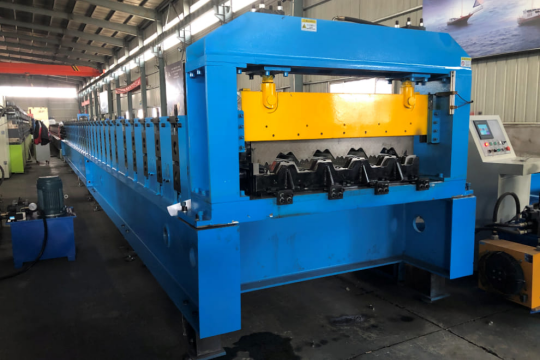 Fully Automated Floor Decking Forming Machine For Construction Needs