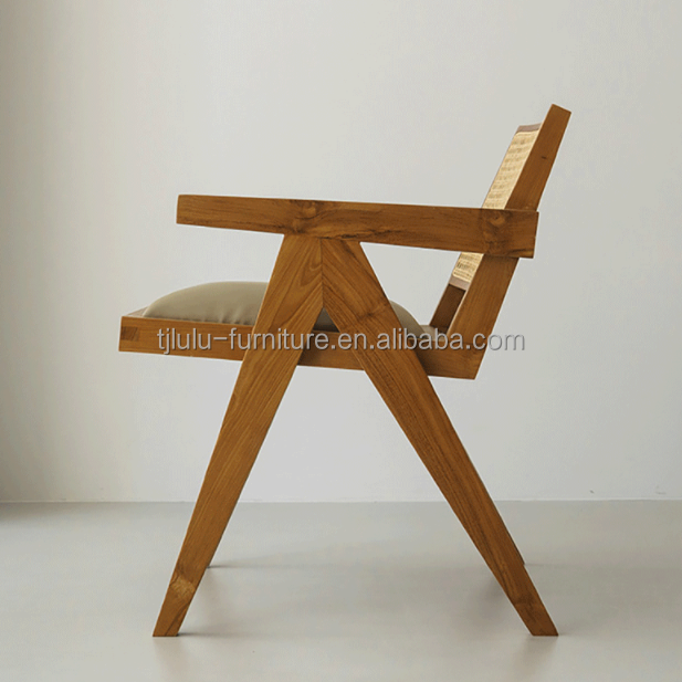 Specific Dining Chair Design Home Furniture Rattan Chair with Mail Packing and Upholstered Solid Wood