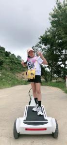 China Airuide Foot Speed Control 250W Electric Kick Scooter factory