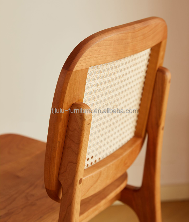 Home Furniture Modern Woven Natural Rattan Solid Wood Dining Chair for Hotel and Restaurant