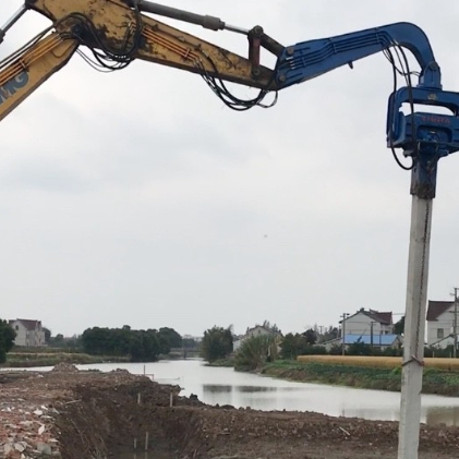 China Hydraulic Sheet Pile Driver: Eco-Friendly Operation & High-Efficiency Piling factory