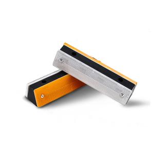 China High Visible Aluminum Traffic Safety Light Marking Plastic Roadside Guardrail Reflector factory
