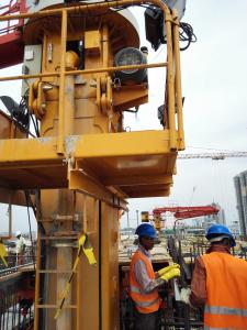China Industrial Concrete Placing Boom Tower Boom Pump 5m 8m 10m Column Length factory