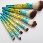 Luxury Wood Handle Vegan Synthetic Hair Gradient Makeup Brush Kits Private Label