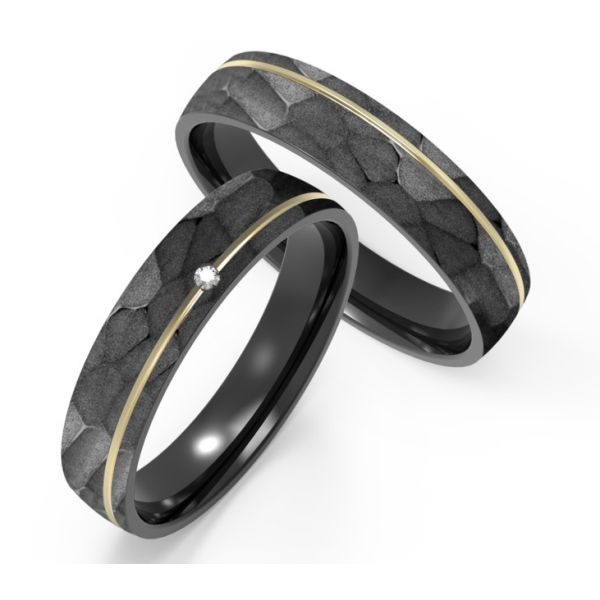 China Imitation Stone Pattern Black Titanium Metal Jewelry With K Gold Zircon Custom Wedding Rings factory