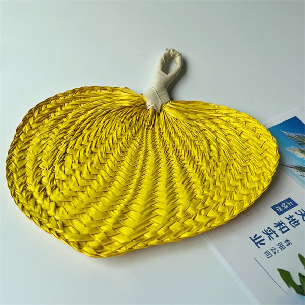 Y-Z High Quality Handmade Vintage Summer Creative Bohemian Palm Leaf Cool Fans Bamboo Cattail Leaf Hand Fan for Wedding