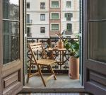 Sturdy Foldable Wood Chair for Nordic Design Hotel and Restaurant