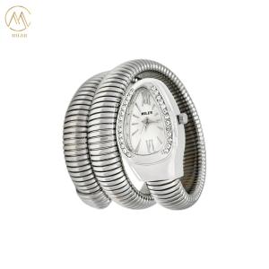 China Wholesale Quartz Creative Snake-Shape Two-Ring Silver Alloy Band Full Diamond Watch for Lady factory