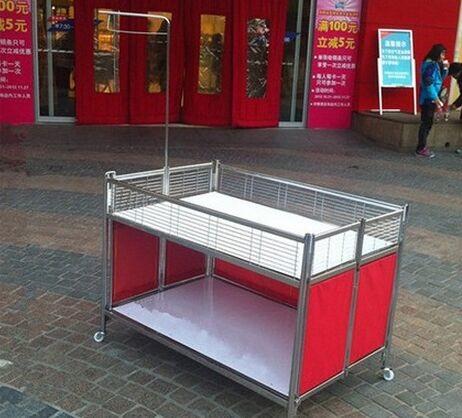Collapsible Garment Shop Promotional Desk / Retail Clothes Display Table For