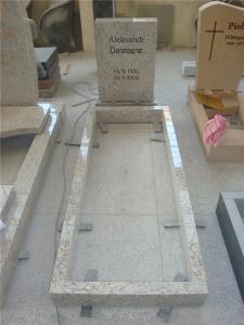 China European style rose carved black granite memorial stones factory