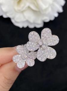 China China Round Cut HK Setting Jewelry Luxury 8-10g Carat 18K Gold Diamond Ring on sale