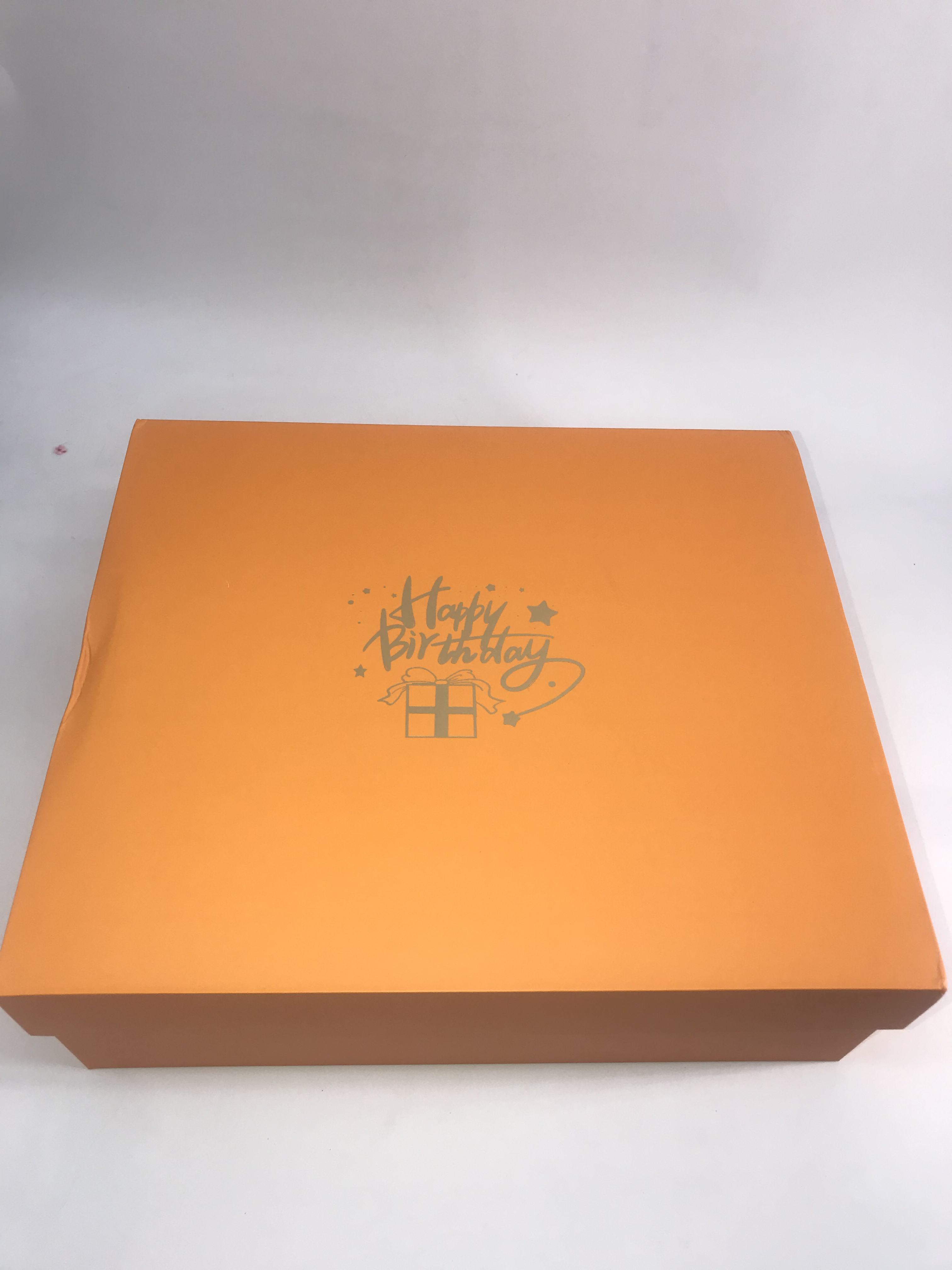 Customized Size 3D Cardboard Rigid Box in Pantone Color for Surprise Gift Packaging