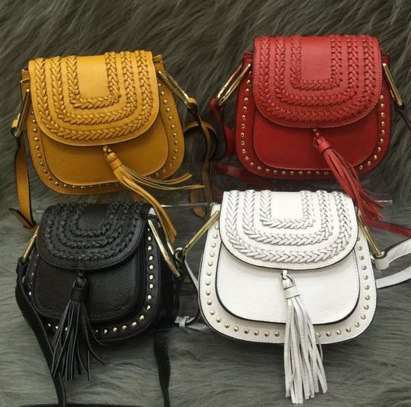 Female head layer of leather 2016 new European and American fashion rivet