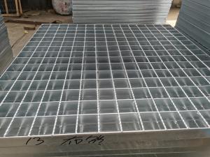 China Square Port Non Skid Steel Grate Stair Treads 40mm For Sanitation Engineering factory