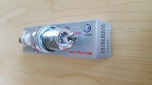 China Auto Spark Plug for VW NGK OEM 101000033AA factory