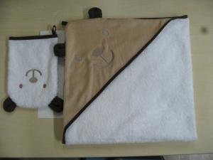China warp knitting fabric baby hooded towels and wash mitt factory